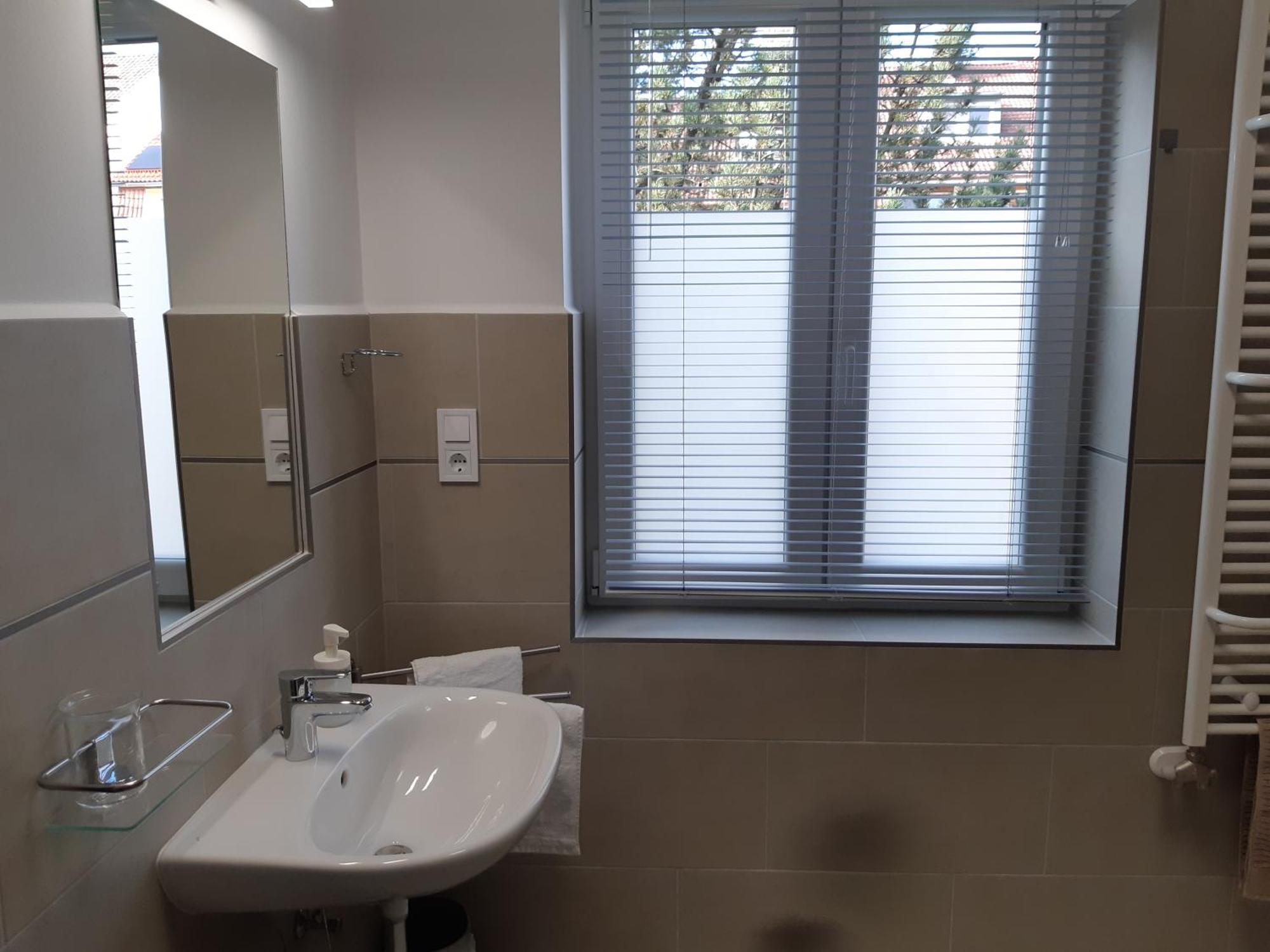 Kvint Vendeghaz Hotel Zalaegerszeg Szoba fotó