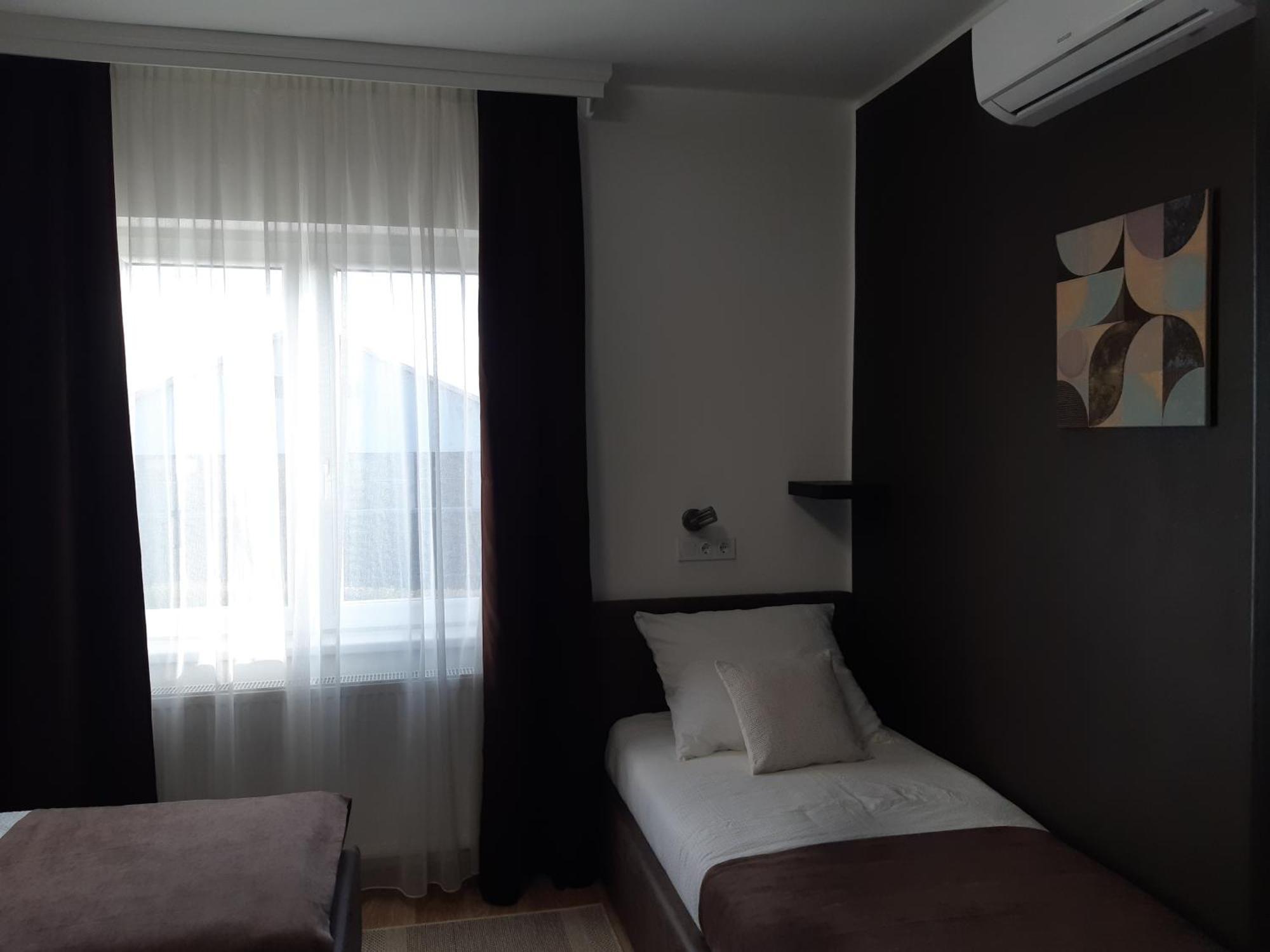 Kvint Vendeghaz Hotel Zalaegerszeg Szoba fotó